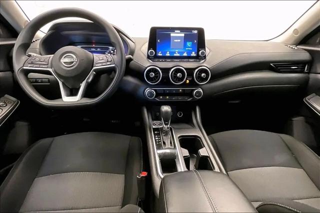 2024 Nissan Sentra SV Xtronic CVT