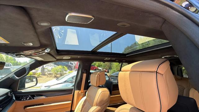2025 Jeep Grand Wagoneer Series III Obsidian 4x4