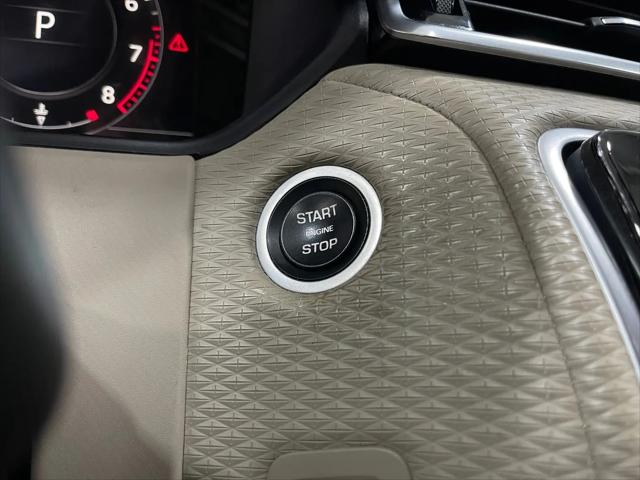 2018 Land Rover Range Rover Velar P380 SE R-Dynamic