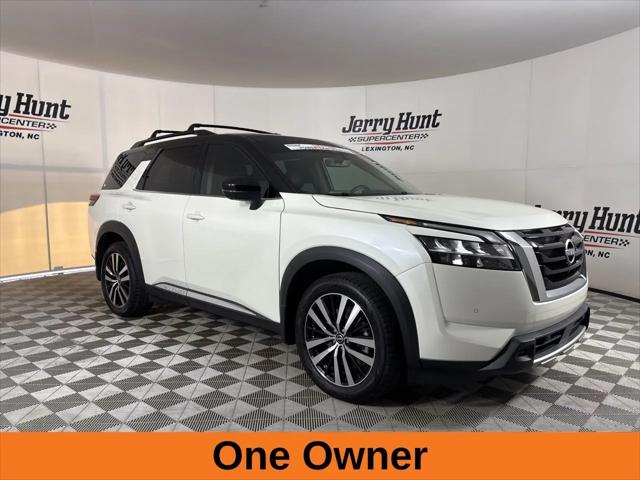 2023 Nissan Pathfinder Platinum 4WD
