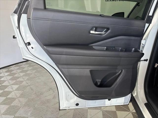 2023 Nissan Pathfinder Platinum 4WD