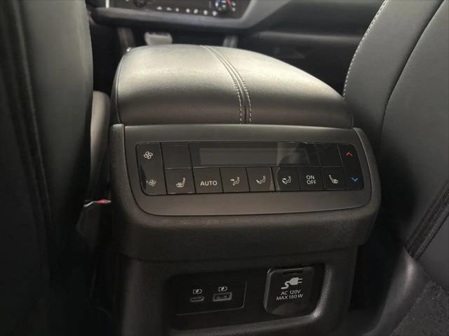 2023 Nissan Pathfinder Platinum 4WD
