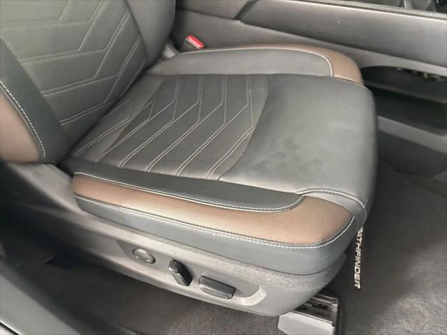 2023 Nissan Pathfinder Platinum 4WD
