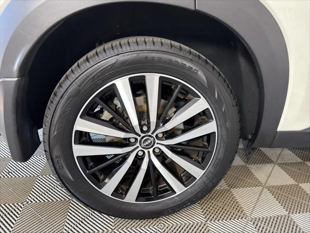 2023 Nissan Pathfinder Platinum 4WD