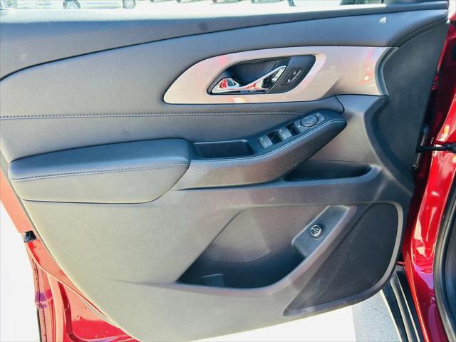 2023 Chevrolet Traverse FWD LT Cloth
