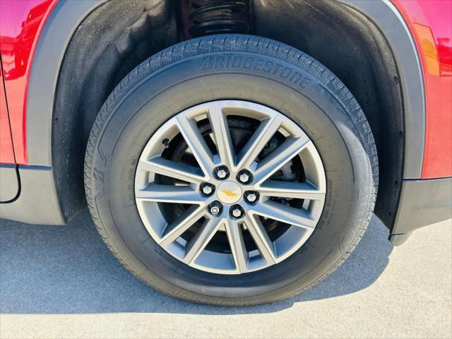 2023 Chevrolet Traverse FWD LT Cloth