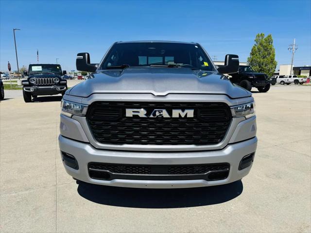 2025 Ram 1500 Big Horn Crew Cab 4x4 5'7" Box