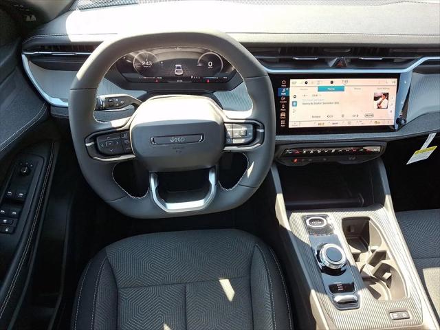 2026 Jeep Cherokee Laredo 4x4