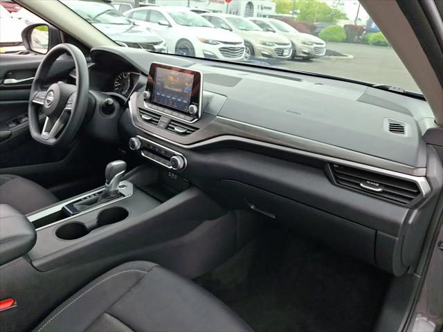 2025 Nissan Altima SV FWD
