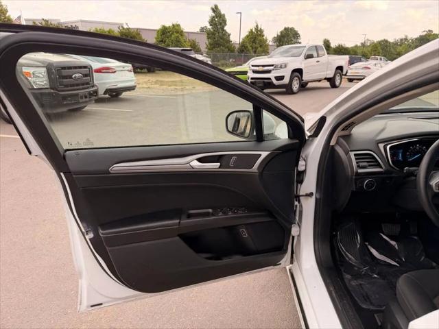 2020 Ford Fusion Hybrid SE