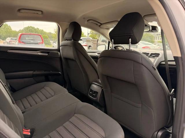 2020 Ford Fusion Hybrid SE