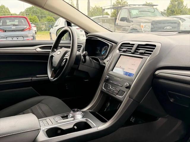 2020 Ford Fusion Hybrid SE