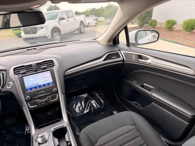 2020 Ford Fusion Hybrid SE