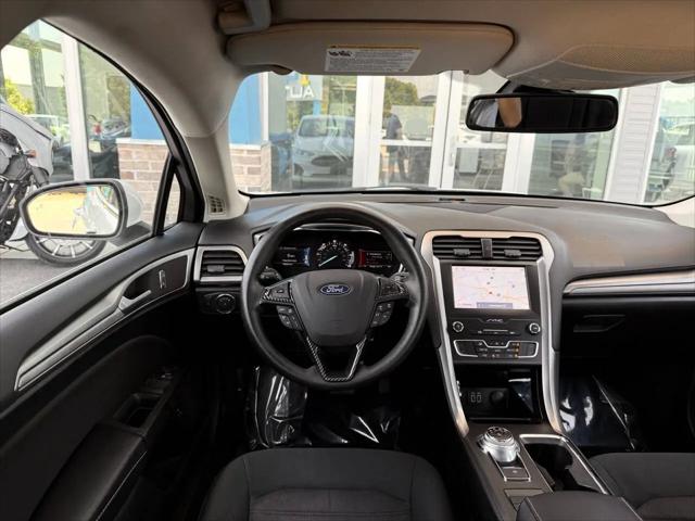 2020 Ford Fusion Hybrid SE