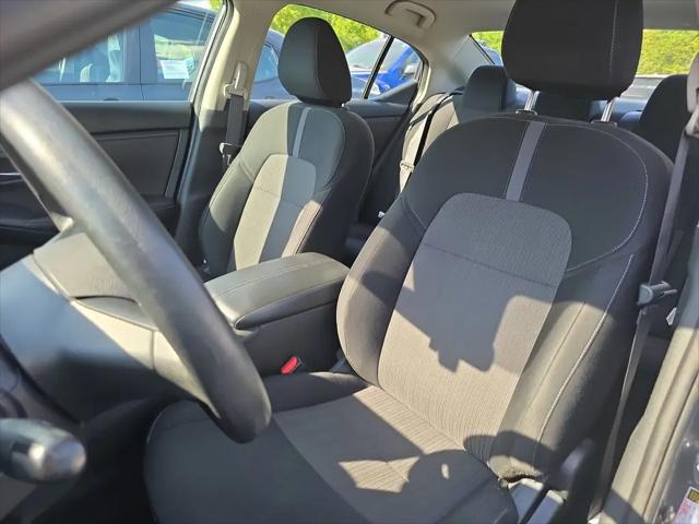 2024 Nissan Sentra SV Xtronic CVT