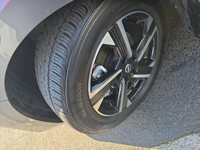 2024 Nissan Sentra SV Xtronic CVT