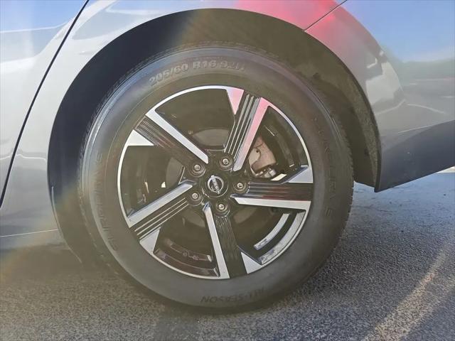 2024 Nissan Sentra SV Xtronic CVT