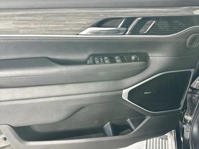 2022 Jeep Wagoneer Series III 4x4