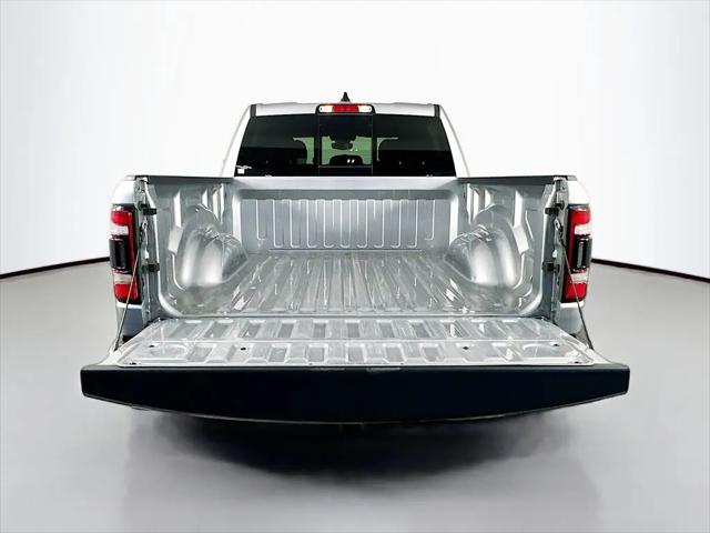 2024 Ram 1500 Big Horn Crew Cab 4x4 5'7" Box