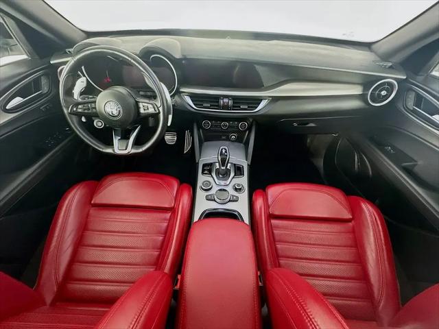 2024 Alfa Romeo Stelvio Veloce AWD