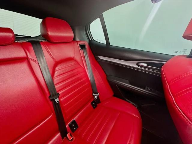 2024 Alfa Romeo Stelvio Veloce AWD
