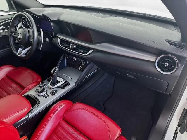 2024 Alfa Romeo Stelvio Veloce AWD