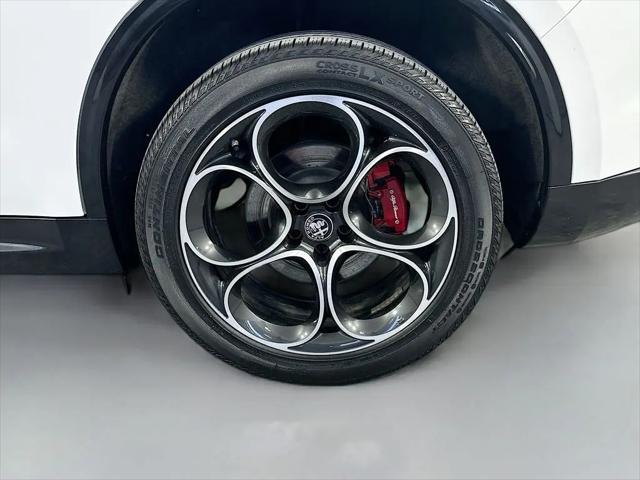 2024 Alfa Romeo Stelvio Veloce AWD