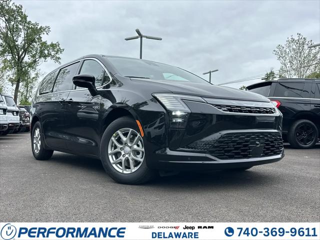 2027 Chrysler Pacifica Select for sale in Delaware, OH