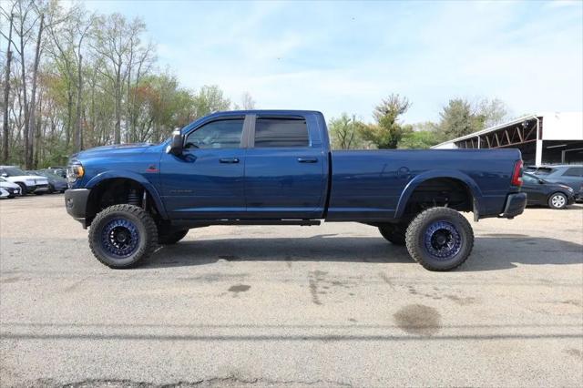 2024 Ram 3500 Limited Crew Cab 4x4 8' Box