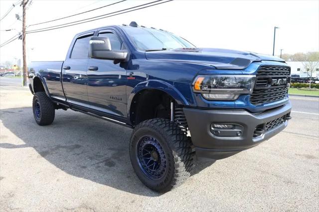 2024 Ram 3500 Limited Crew Cab 4x4 8' Box