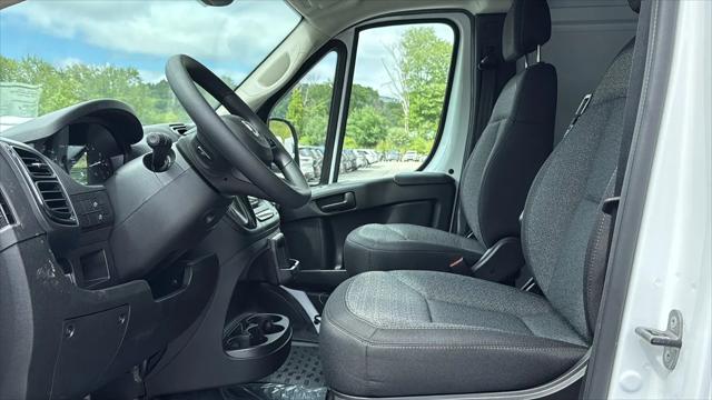 2026 Ram ProMaster Cargo Van Tradesman High Roof 159 WB w/Pass Seat