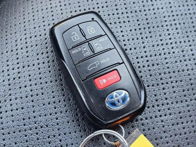 2024 Toyota Sienna XSE