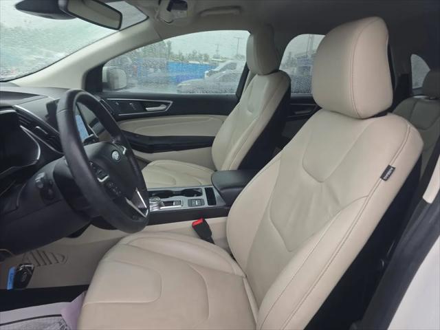 2021 Ford Edge Titanium