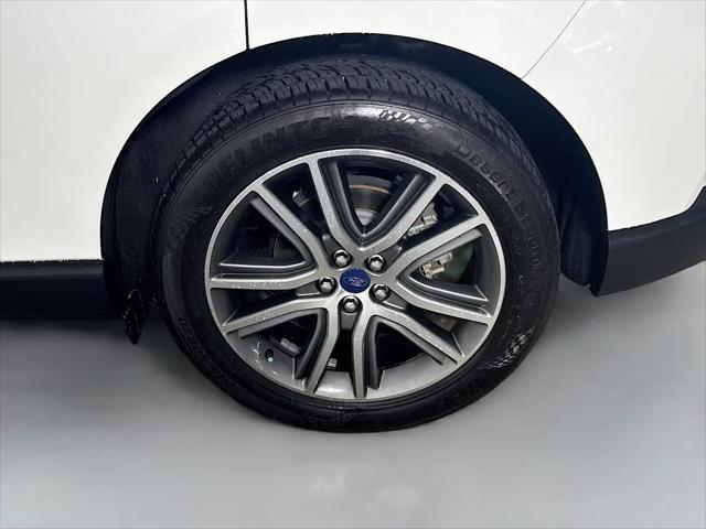 2021 Ford Edge Titanium
