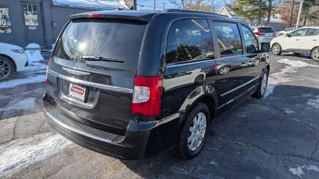 2016 Chrysler Town & Country Touring for sale in Attleboro, MA