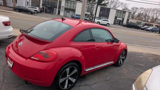 2012 Volkswagen Beetle 2.0T Turbo