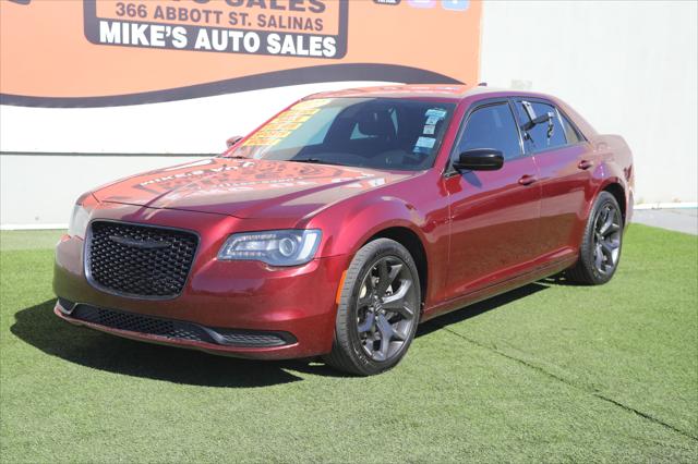 2022 Chrysler 300 Touring