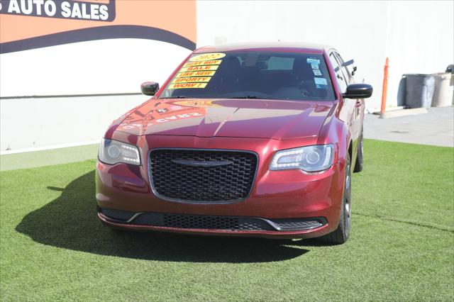 2022 Chrysler 300 Touring