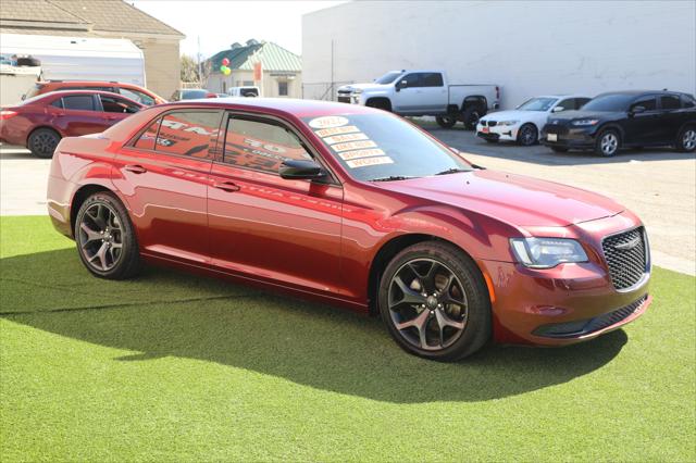 2022 Chrysler 300 Touring