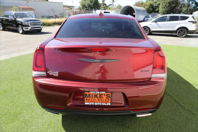 2022 Chrysler 300 Touring