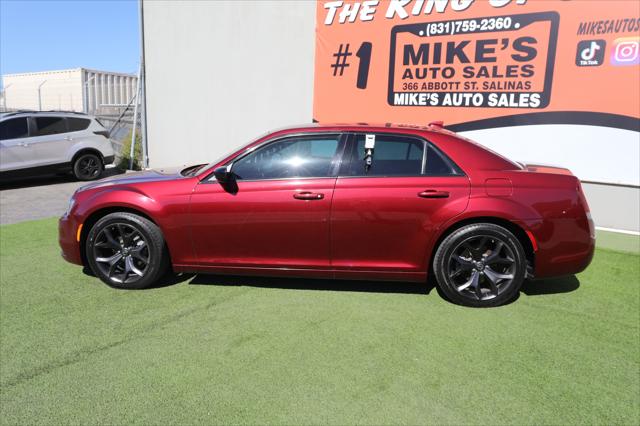 2022 Chrysler 300 Touring