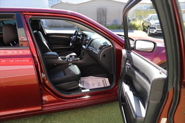 2022 Chrysler 300 Touring