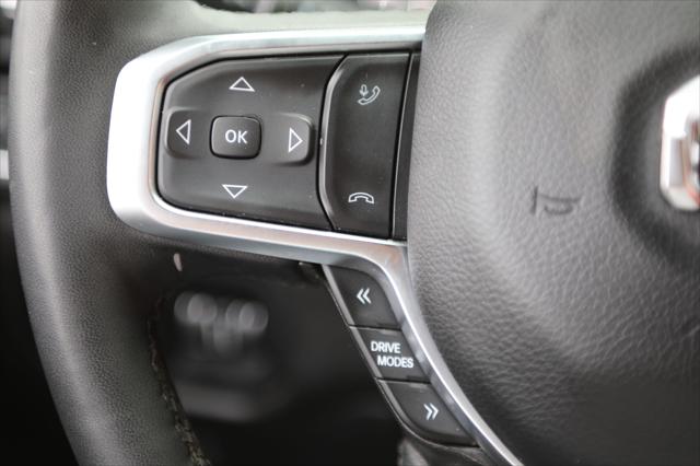 2025 Ram 1500 Big Horn Crew Cab 4x4 5'7" Box