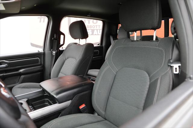 2025 Ram 1500 Big Horn Crew Cab 4x4 5'7" Box