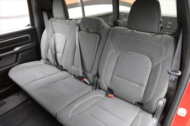 2025 Ram 1500 Big Horn Crew Cab 4x4 5'7" Box