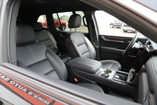 2024 GMC Acadia FWD Elevation