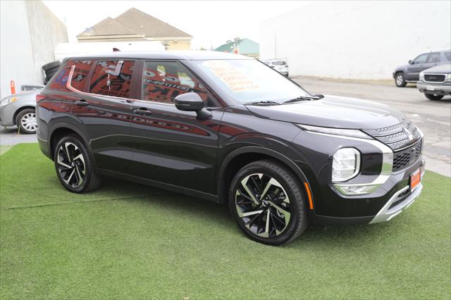 2024 Mitsubishi Outlander Unknown