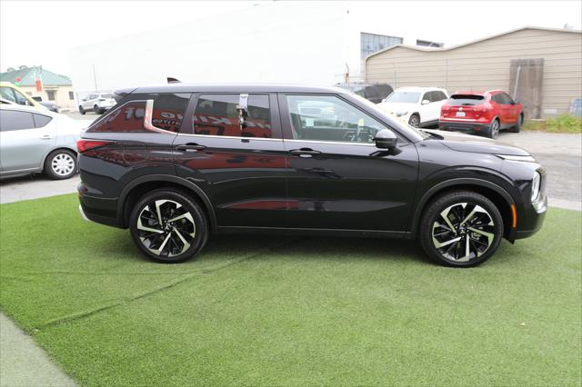 2024 Mitsubishi Outlander Unknown