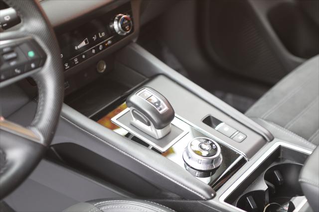 2024 Mitsubishi Outlander Unknown