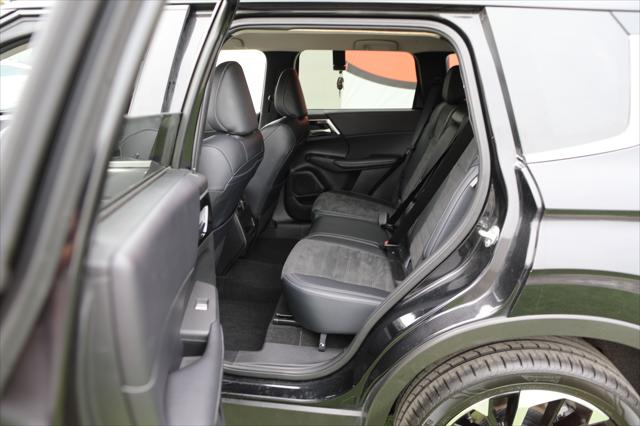 2024 Mitsubishi Outlander Unknown